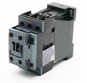 Contacteur 3RT2024-2BB40 100% neuf et original, très demandé, en plastique, 24V DC 17A AC-3, usage industriel - Product Image 3