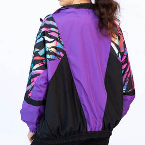 Chaqueta Urbana Abstracta con Cierre para Mujer, Diseño Gráfico Atrevido, Estilo Urbano, Ropa Exterior Informal para Uso Diario - Product Image 6
