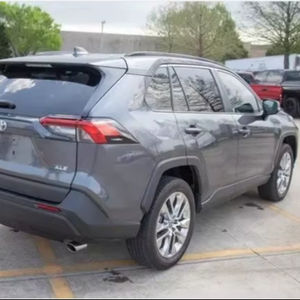 TOYOTA RAV4 XLE SUV 2021 USADO, PRIMERA MANO - Product Image 1