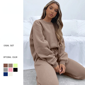 Ensemble de survêtement décontracté pour femmes en molleton marron surdimensionné, sweat-shirt et pantalon, vêtements décontractés doux, logo personnalisé, vêtements de sport confortables - Product Image 1