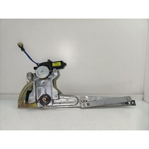 กลไกควบคุมกระจกหน้าขวา KIA Sorento รุ่นที่ 1 824023E002 D4CB (02>06) - Product Image 1