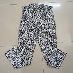 Conjunto de pijama de manga larga con estampado de pantalla supersuave de algodón 100% y parte inferior sólida para damas jóvenes, conjunto de ropa de dormir para mujer - Product Image 3