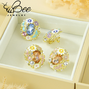 High Quality Multicolor Natural Stone Elegant <b>Stud</b> <b>Earrings</b> Bulk Sale Irregular Pink Purple <b>Crystal</b> Floral <b>Earrings</b> For Gift - Product Image 4