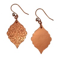Boucles d'oreilles pendantes en laiton faites à la main, style vintage, modèle 189F pour femmes, fabriquées en Inde, sans pierres, commandes en gros B2B