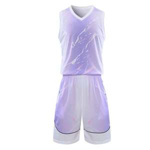 Uniforme de Baloncesto de Diseño Moderno 2025, Uniforme de Baloncesto de Color Sólido con Logotipo Personalizado para Adultos - Product Image 1