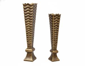 Florero de Metal de Latón Antiguo, Florero Alto con Textura Ondulada de Lujo para Decoración de Centro de Mesa de Hogar Moderno, Estilo Nórdico de Lujo - Product Image 1