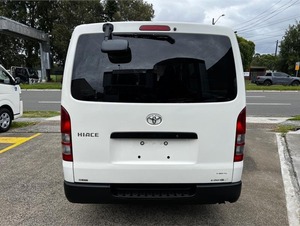 ขายรถตู้โตโยต้าไฮเอซ ปี 2019 ขับเคลื่อนสี่ล้อ เครื่องยนต์ดีเซลเทอร์โบ เกียร์อัตโนมัติ - Product Image 4