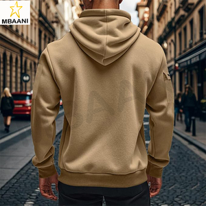 Sudadera básica de manga larga con cremallera de un cuarto y bolsillo tipo canguro. Sudadera con Capucha de Forro Polar para Hombre - Product Image 3
