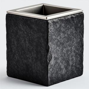 Porte-brosse à dents en métal moderne pour des espaces de salle de bain organisés, écologique et durable, offrant un rangement soigné et une finition lisse - Product Image 3