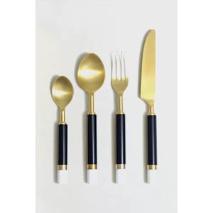 Ensemble de 4 couverts en acier inoxydable cuillère couteau fourchette cuisine idéale café de table maison couverts plaqués couleur argent manche en laiton - Product Image 6