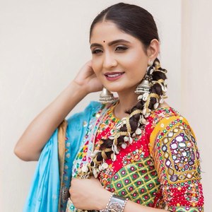 Ropa de Festival India Trabajo de espejo real con estampado Lehenga Choli con ropa de fiesta Dupatta Lehenga Choli Set Navratri Designer Set - Product Image 1