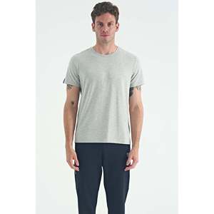 T-shirt à manches courtes en coton mélangé gris pour homme Air Jones, coupe classique confortable pour un usage quotidien décontracté - Product Image 1