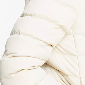 Veste à bulles tricotée respirante 100% pour femmes légères à un prix raisonnable pour les saisons d'automne et d'hiver Service OEM - Product Image 6