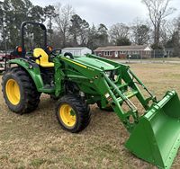 Tracteur agricole miniature John Deere d'occasion avec chargeur frontal 4x4 55 CV pour moteur, pompe à engrenages et roulement