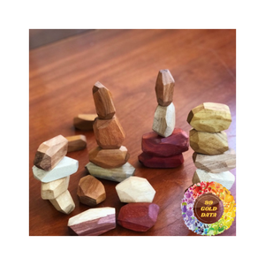 Juguete de roca de madera TUMI ISHI que fomenta la coordinación y la creatividad, ideal para programas de educación sensorial basados en Montessori - Product Image 2
