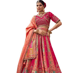 Colección de Lehenga Choli de Tela Brocada y Seda Banarasi con Cancán y Blusa de Seda Pura para Adultos al por Mayor - Product Image 1