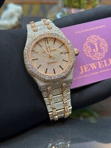 Gran oferta, reloj de pulsera de lujo para hombre, Cuarzo con diamantes de moissanita redondos VVS mejorados con tono de diamante dorado, exportación superior - Product Image 3