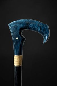 WALKING15 AÑOS Fábrica Diseño personalizado Popular 122cm Barnizado Camping Madera Senderismo Bastón - Product Image 3