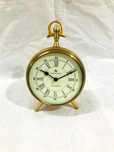 Reloj de mesa de latón de estilo vintage con diseño de reloj de bolsillo antiguo para la decoración del hogar de lujo y elegante acento de mesa - Product Image 4