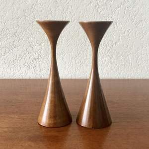 Bougeoir en bois élégant à la demande pour l'intérieur de la maison moderne Décoration de fête de mariage Salle à manger et utilisation d'événement - Product Image 2