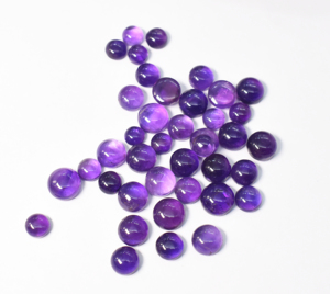 Lot en gros de 40 cabochons ronds en améthyste naturelle de 113,70 carats, 10 mm - 7 mm - Product Image 6