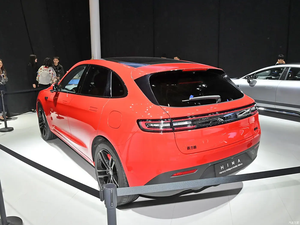 Vente chaude AITO M5 New Energy Vehicles 4WD REEV Voitures SUV hybrides de luxe électriques pour adultes à autonomie étendue ou électrique pur - Product Image 6