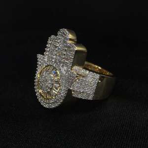 Anillo de mano de Hamsa de diamante natural real de 10kt con 0.90ct de redondo y 0.60ct de diamantes Baguette - Product Image 2