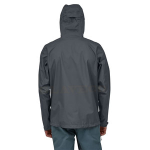 Chaqueta Impermeable y Transpirable de Primavera Hecha en Pakistán con Logotipo Personalizado Impreso, Diseño Único para Hombre - Product Image 3