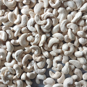 เม็ดมะม่วงหิมพานต์อบแห้ง MOQ ต่ำ คัชชู บาดัม ซานติโก เม็ดมะม่วงหิมพานต์ W180 W240 W320 ราคาสมเหตุสมผล - Product Image 1