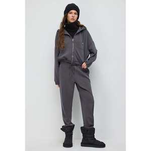 Pantalones Deportivos de Cintura Ajustable y Tacto Suave - Product Image 1