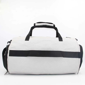 Nouveauté Sac de sport personnalisé en nylon imperméable pour le sport et les voyages Sac de voyage pour les équipements de sport de plein air avec OEM - Product Image 4