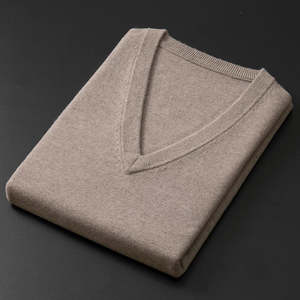 Pull en cachemire pour homme Old Money - Product Image 4