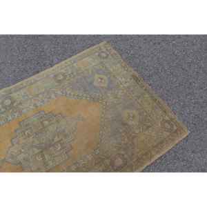 Alfombra Vintage de 3.6x6 pies (110x183 cm), Alfombra Turca Marrón de Lana Sólida - Product Image 5