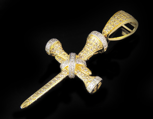 Bijoux personnalisés en moissanite ronde hip hop cloutée en argent 925 avec pendentif croix entièrement glacé pour hommes - Product Image 3