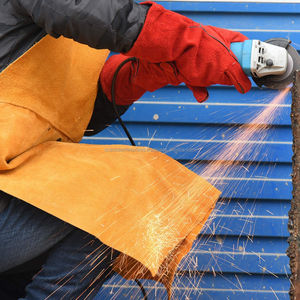 Tablier de soudage en cuir très résistant résistant Vêtements de sécurité anti-chaleur ignifuges pour les applications de soudage à usage intensif - Product Image 6