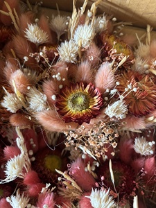 Mini Ramo de Flores Secas, Colas de Conejo, Helichrysum, Ramo Pequeño y Colorido - Product Image 5