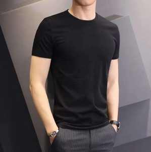 Camiseta de manga corta en blanco para hombre, ajustada de verano, camisa fina de poliéster de 140g Con parte inferior de color sólido para hombre - Product Image 4