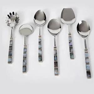 Service à salade argenterie fait à la main poli miroir fourchette lavable au lave-vaisselle ensembles de serveur à salade cuillère à salade en acier inoxydable - Product Image 1