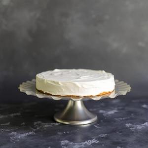 Support de gâteau en aluminium de style moderne fait à la main au meilleur prix pour outils de gâteau de maison, d'hôtel et de restaurant d'Inde - Product Image 4