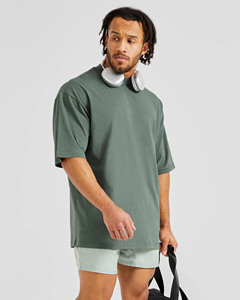 T-shirt homme surdimensionné à épaules tombantes, personnalisé avec logo, en coton mélangé respirant, idéal pour la gym et le streetwear. - Product Image 6