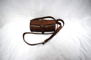 Bolso Bandolera Estilo Vintage Moroccan Soul con Decoración de Remaches y Cierre de Solapa, Cuero Genuino para Mujer - Product Image 5