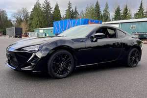 S-cion FR-S 2013 d'occasion, sans réserve, boîte manuelle 6 vitesses, différentiel à glissement limité, échappement I-nvidia - Product Image 2