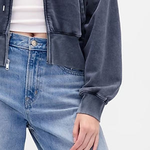 Cheap Rate Women <b>Zip</b> <b>Up</b> <b>Hoodie</b> With Full Sleeves And Customizable Logo Design / With Hood And Full Sleeves With Soft Fabric 2026 - Product Image 4