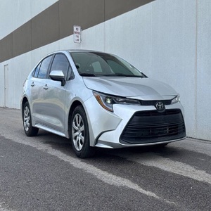 Toyota Corolla LE 2024 d'occasion en excellent état - Product Image 1