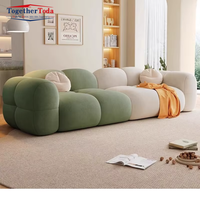 Ensemble de salon moderne de style crème, compressible et facile à transporter, avec un canapé simple, doux et modulaire