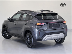 รถยนต์มือสองคุณภาพดีราคาประหยัด ปี 2026 โตโยต้า สตาร์เล็ต ครอส 1.5-XS เกียร์ออโต้ พวงมาลัยขวา - Product Image 3