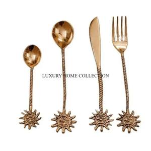 Ensemble de couverts en métal durable pour les repas haut de gamme avec design ergonomique et finition en acier inoxydable de qualité supérieure pour une beauté durable - Product Image 5