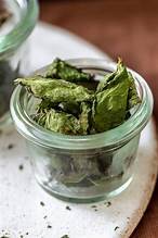 PURE NATURAL <b>DRIED</b> MINT LEAVES WHOLE HERBAL PRODUCT FOR HEALTHY LIFESTYLE CLEAN LABEL <b>PLANT</b> BASED NUTRITION - Product Image 4