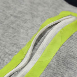 เสื้อฮู้ดดี้สตรีทแวร์ฤดูหนาวสำหรับผู้หญิง แบรนด์ Ozil International ขายส่ง ผ้าฝ้ายผสมโพลีเอสเตอร์ ขนฟลีซ แขนยาว สกรีนโลโก้ได้ ทรงโอเวอร์ไซส์ - Product Image 2