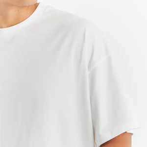 เสื้อยืดคอตตอนคุณภาพสูงสำหรับผู้ชาย เสื้อยืดโอเวอร์ไซส์เนื้อหนา พิมพ์ลายได้  ยอดนิยมสำหรับผู้ชาย พร้อมโลโก้แบบกำหนดเอง - Product Image 4